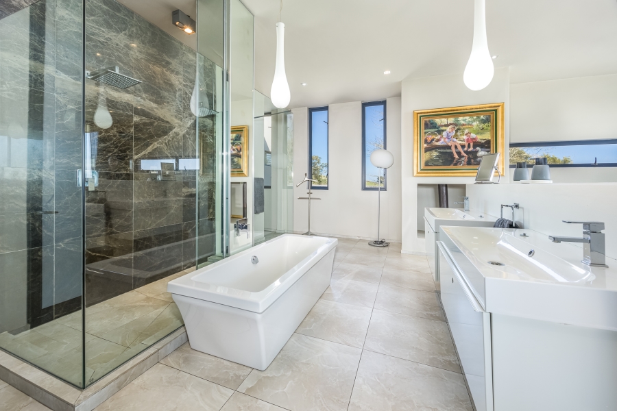 3 Bedroom Property for Sale in Stellenbosch Farms Western Cape